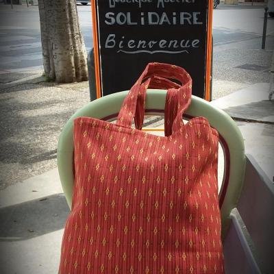 SAC AVEC PETITE POCHE INTERIEURE LADY RED